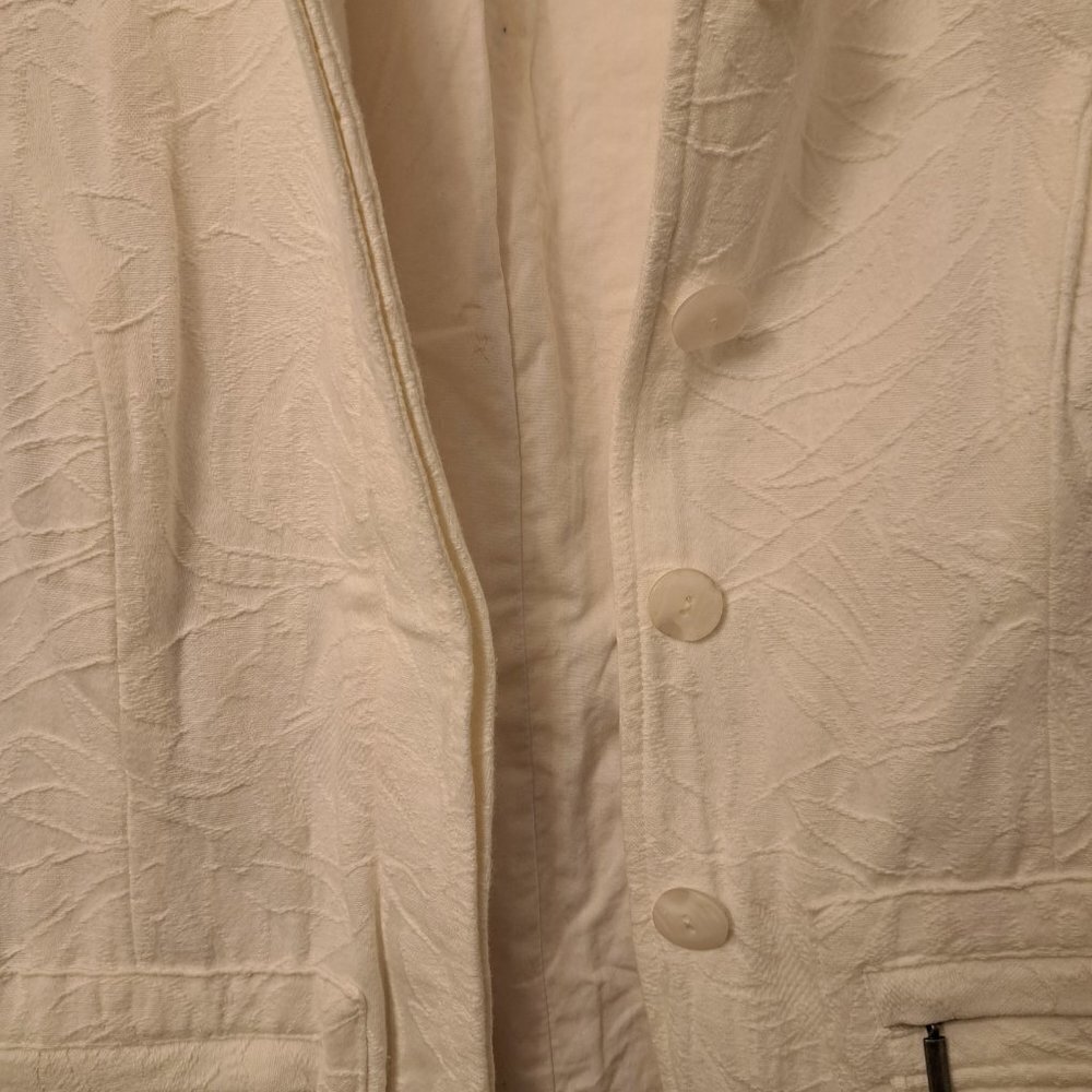 Coldwater Creek Classic White Jacket Size 4 - Picture 3 of 3